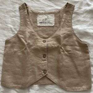 Not perfect linen vest in oat milk M